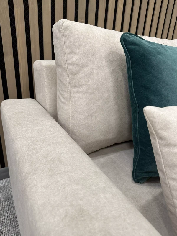 Detale-narożnik-z-funkcją-spania-Roberto