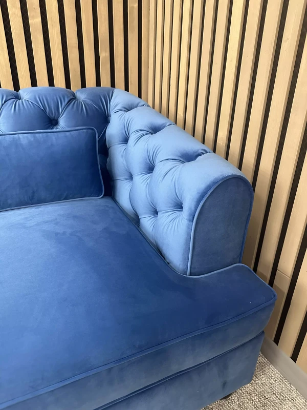 Detale-sofa-z-funkcją-spania-Franco