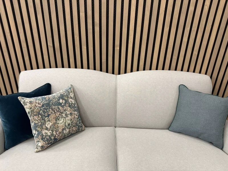 Detale-szycie-oparcia-sofa-Avilla