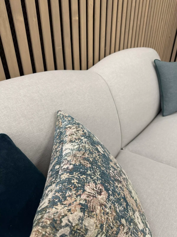 Detale-oparcie-sofa-Avilla