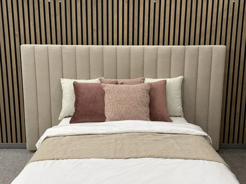 Zagłówek-łóżko-z-pojemnikiem-z-panelami-Epola