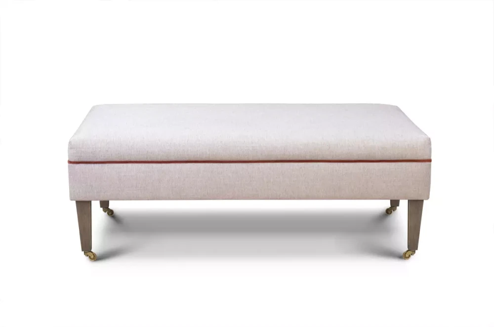  Elegancka pufa o prostokątnym kształcie z lamówką Edmondo