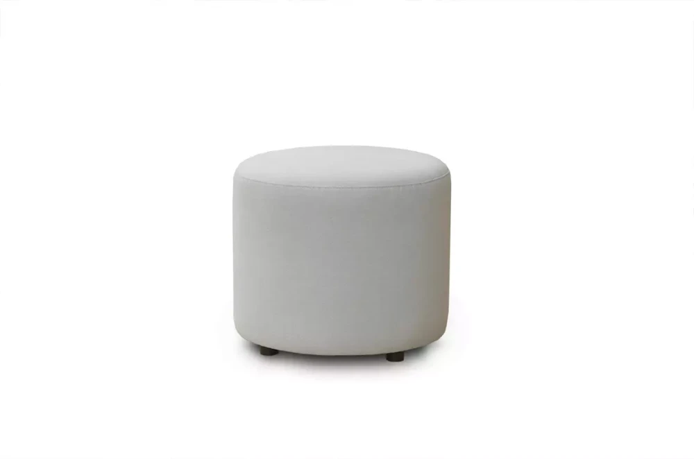 Klasyczna pufa w okrągłym kształcie Mateo
