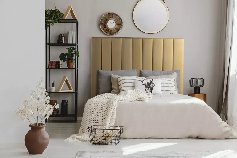 Łóżko z zagłówkiem w linie z pojemnikiem Epola