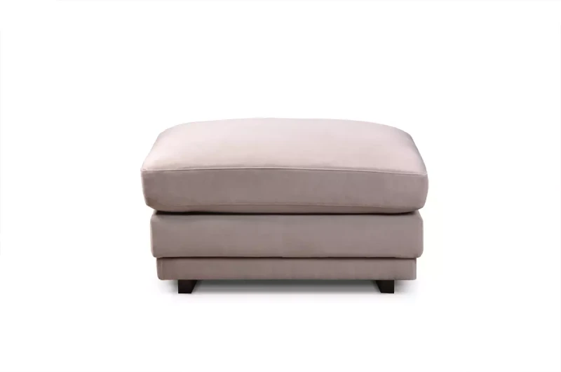 Komfortowa-pufa-z-miękką-poduchą-Bernardo