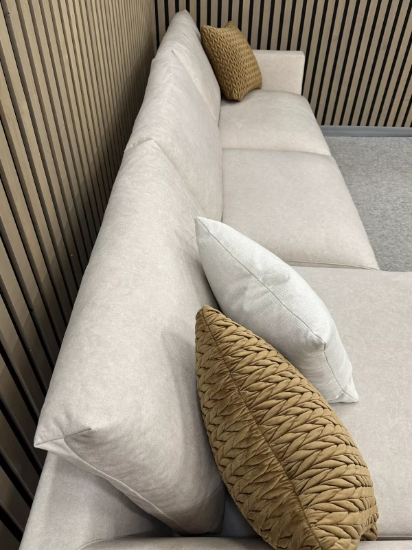 Detale-poduszki-oparciowe-narożnik-Montero