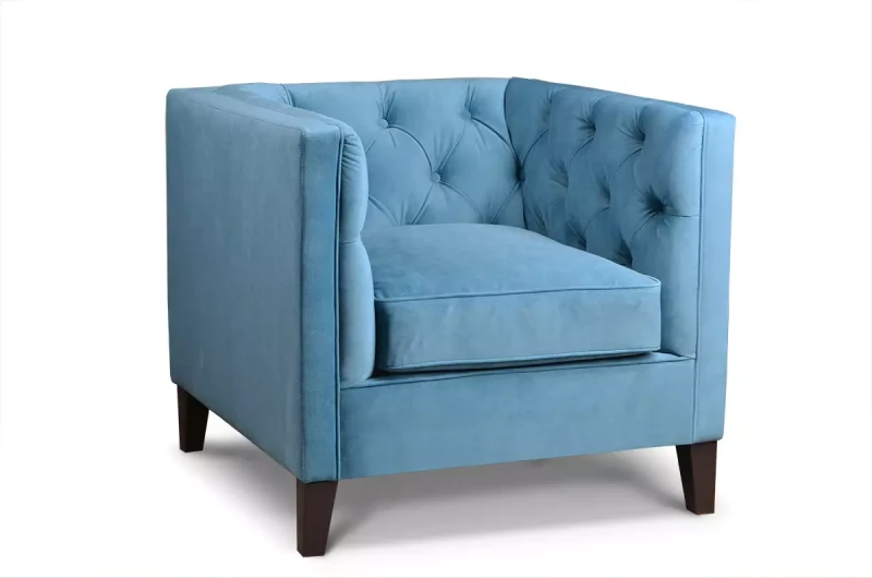 Pikowane-oparcie-w-stylu-chesterfield-w-fotelu-Evita