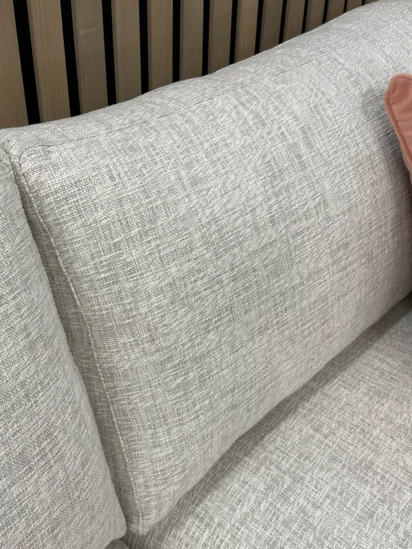 Detale-poduszka-sofa-industrialna-fiabesco
