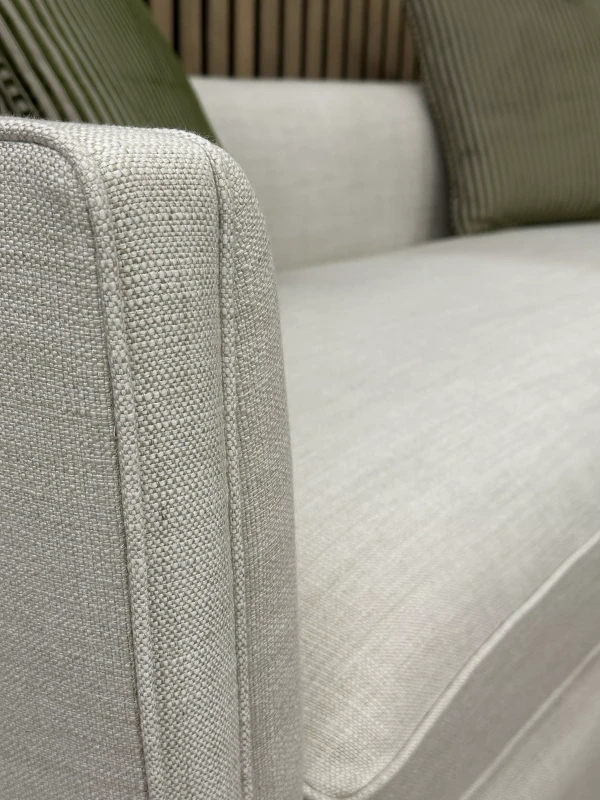 Detale-sofa-Nicolas