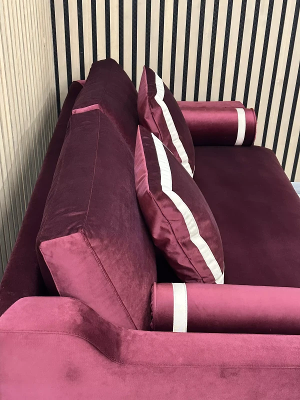 Detale-poduszki-oparciowe-sofa-z-frędzlami-Anita