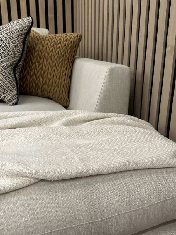 Detale-szezlong-narożnik-Alison