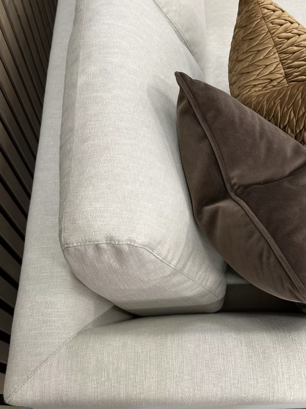 Detale-poduszka-oparciowa-narożnik-Alison