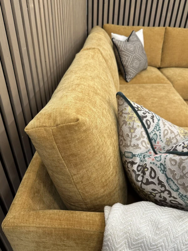 Detale-narożnik-symetryczny-Dolce