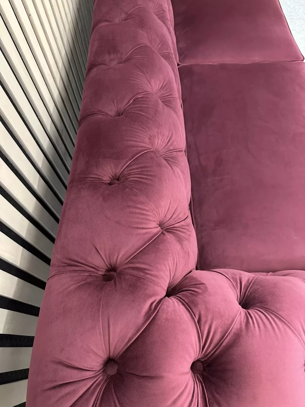 Detale-oparcie-sofa-Irine