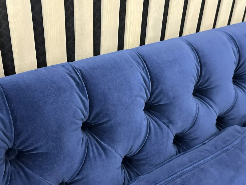 Detale-pikowanie-sofa-Ricardo