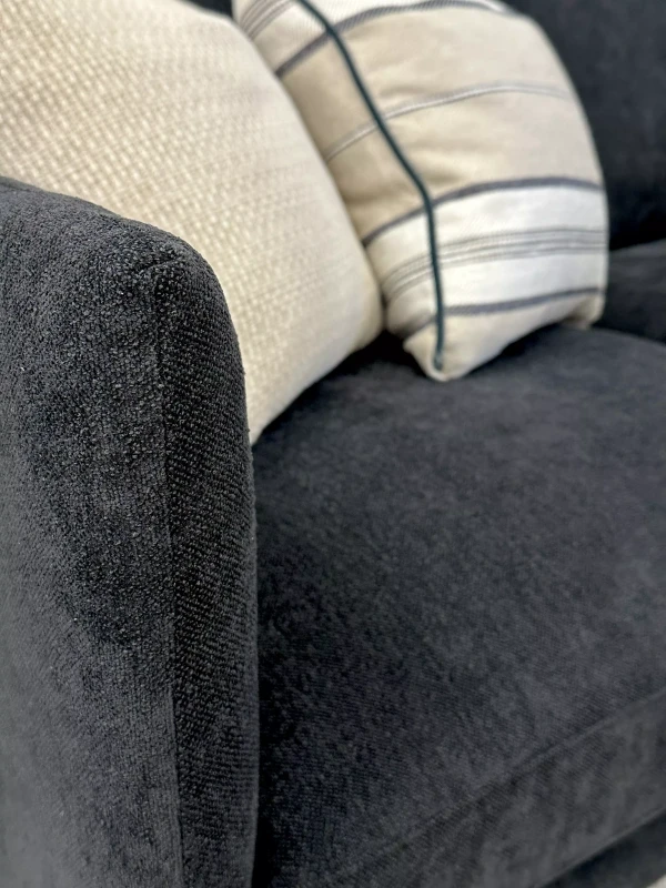 Detale-podłokietnik-narożnik-symetryczny-Fiabesco