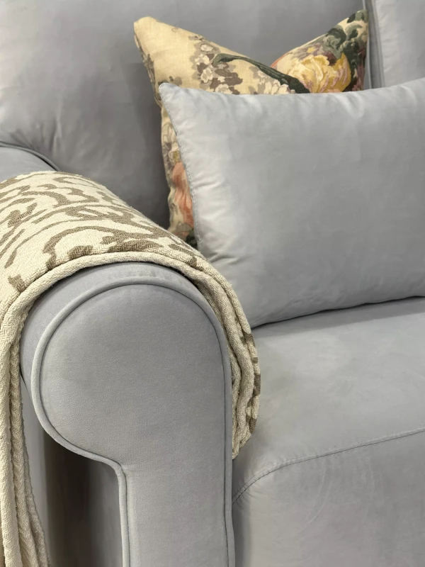 Podłokietnik-sofa-z-funkcją-spania-Susanna