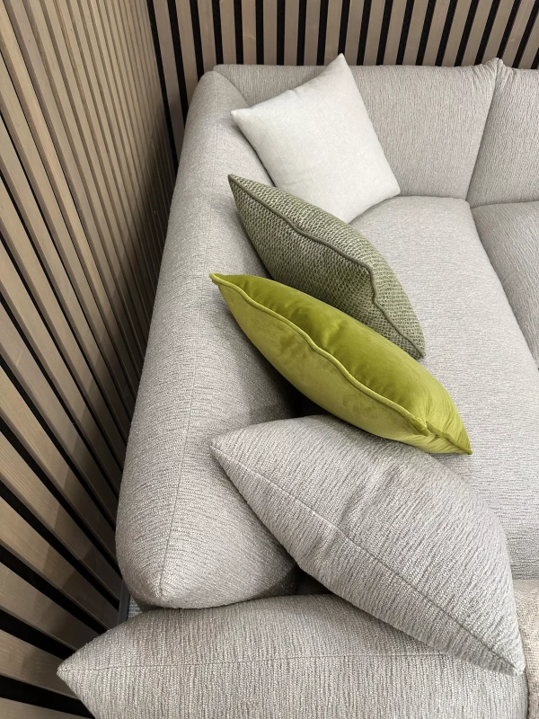 Poduszki-i-oparcie-narożnik-Fabrizio