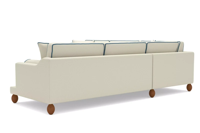 Narożnik-symetryczny-z-ozdobną-lamówką-w-stylu-kolonialnym