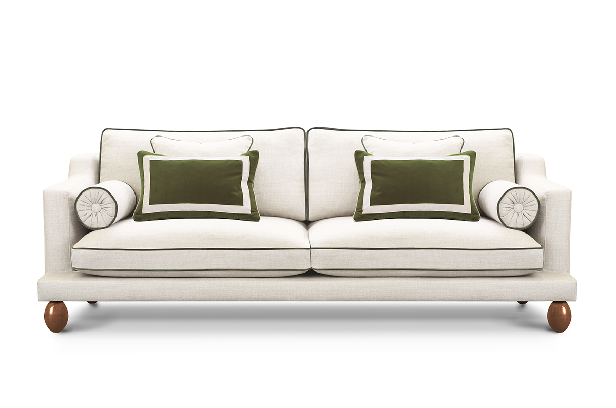 Sofa w stylu kolonialnym z ozdobną lamówką Anita