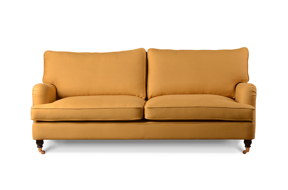 Sofa w stylu vintage z ozdobną lamówką Fendi