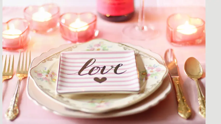 Jak przygotować wnętrze na romantyczną kolację